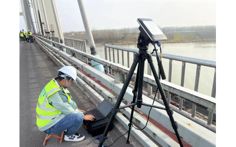 桥梁结构安全荷载监测